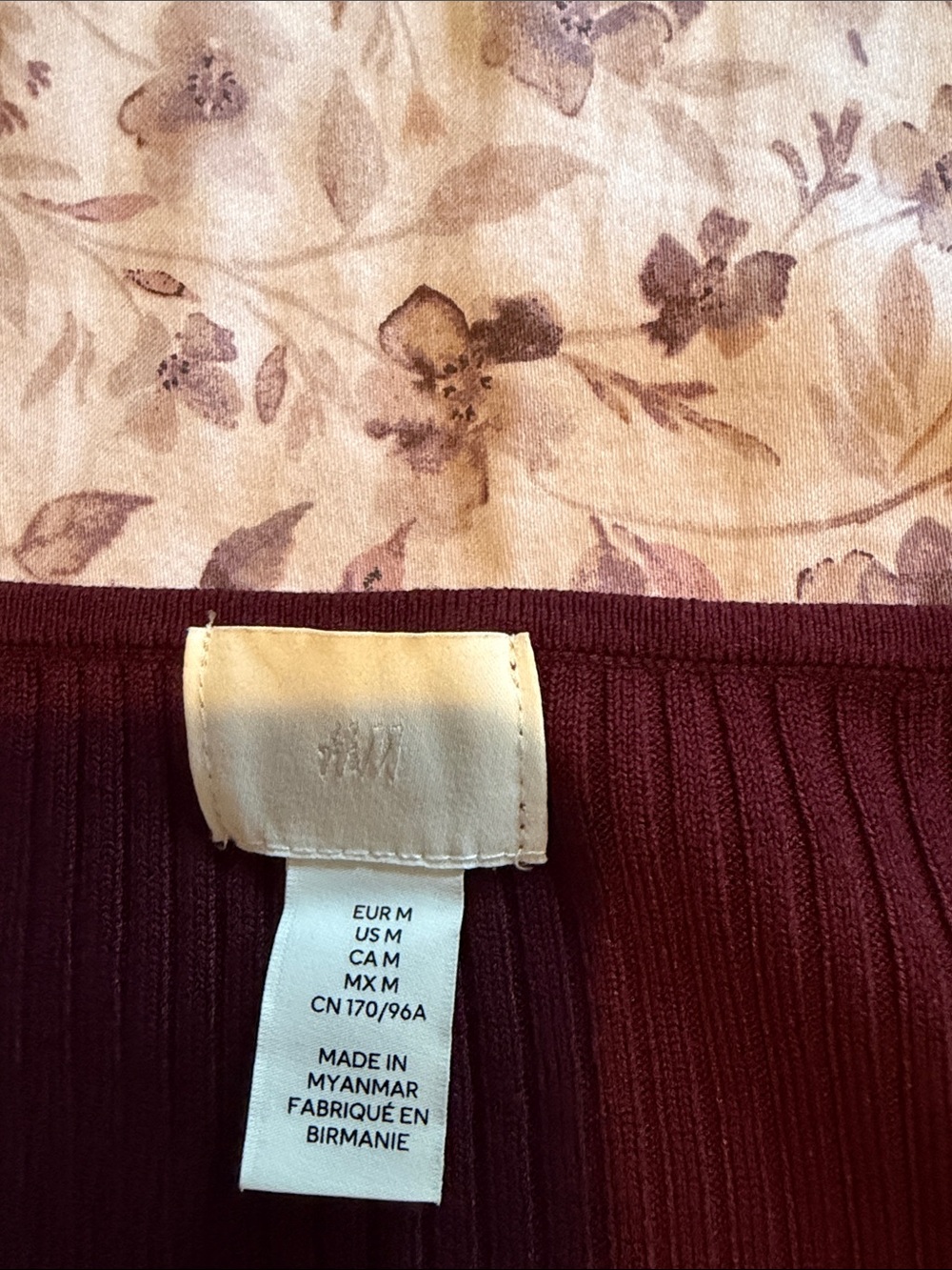 H&M Off-Shoulder Ribbed Sweater - Burgundy - Picture 3 of 3